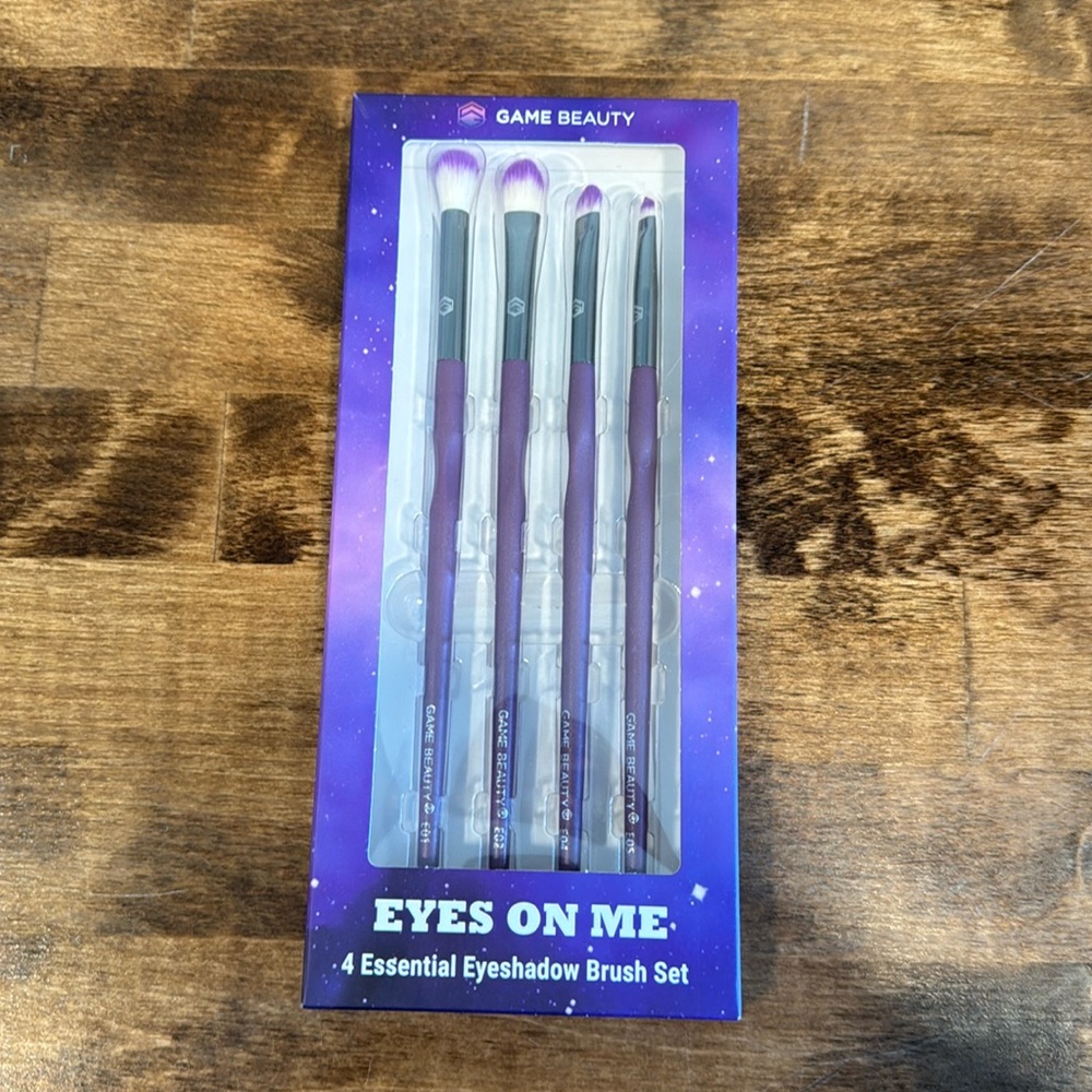 Game Beauty Eyes On Me Brush Set